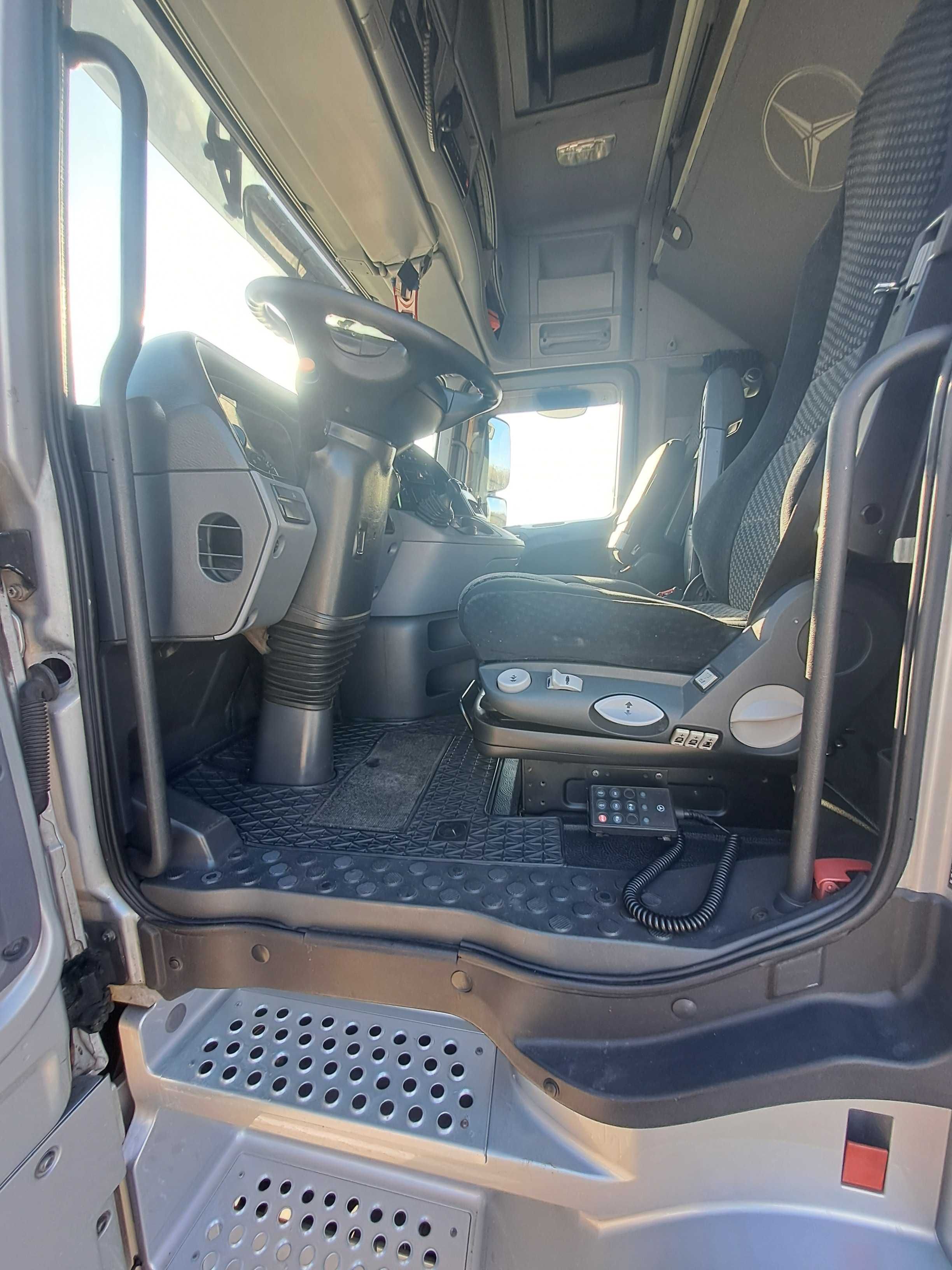 Mercedes - Benz Actros