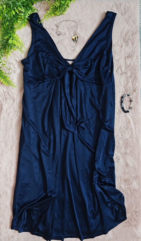 Elegancka sukienka koktajlowa, firmy A wear, rozm. 40