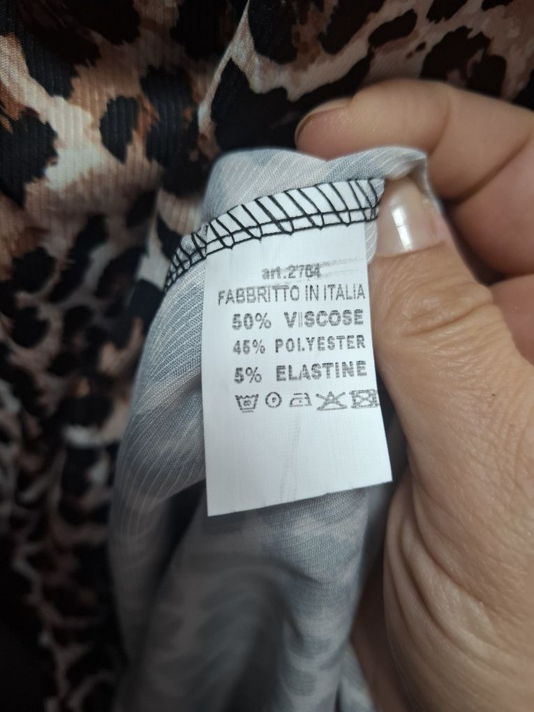 Spódnica rozciecie,midi