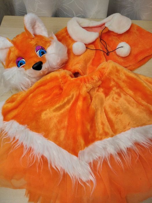 Оренда дитячі карнавальні костюми по м.Рівне прокат зайчик лисичка во