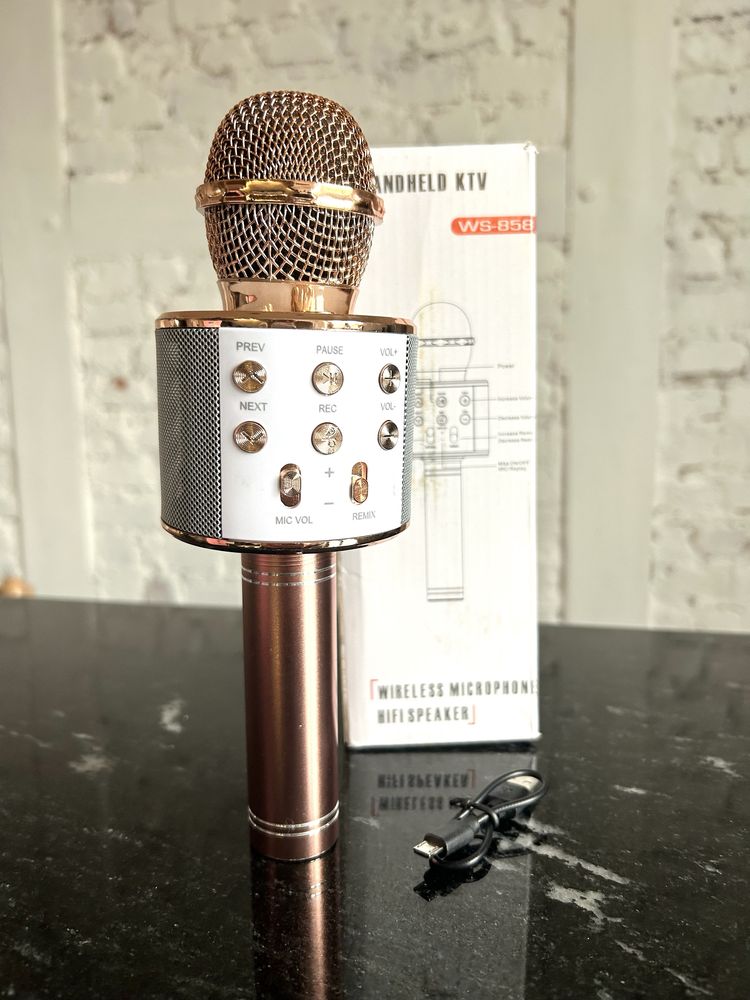 Nowy mikrofon bezprzewodowy z glosnikiem bluetooth złoty