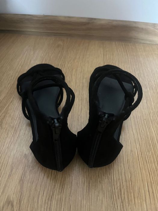 Sandały Reserved rozm 40 NOWE