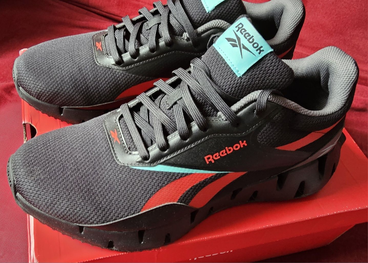 Reebok Sneakersy ZIG DYNAMICA 
Czarny
Sneakersy ZIG DYNAM