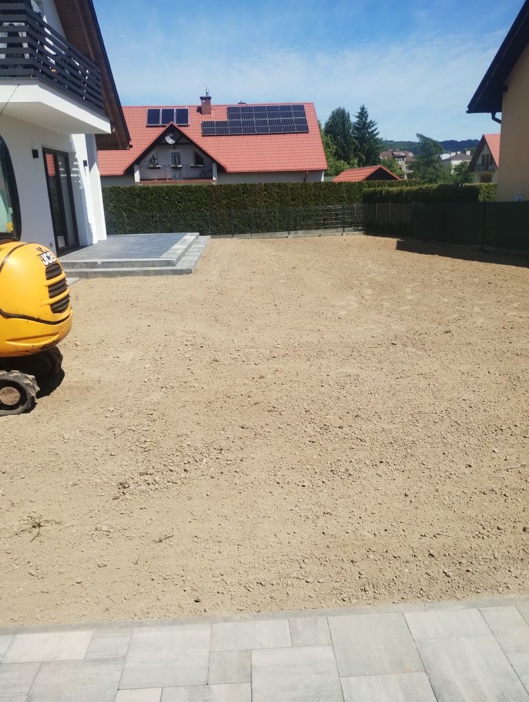 Usługi minikoparką 2t , Koparka , Glebogryzarką separcyjna, Trawniki ,