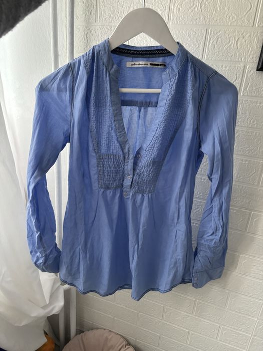 Niebieska bluzka stradivarius s