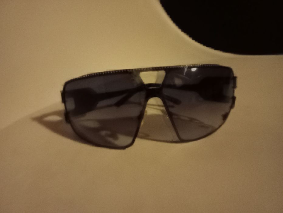 Okulary przeciwsłoneczne John Richmond