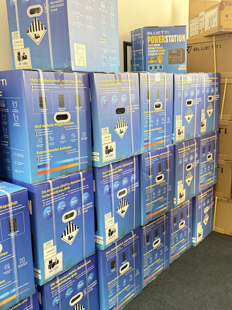 Продам зарядна станція Bluetti AC200 Max