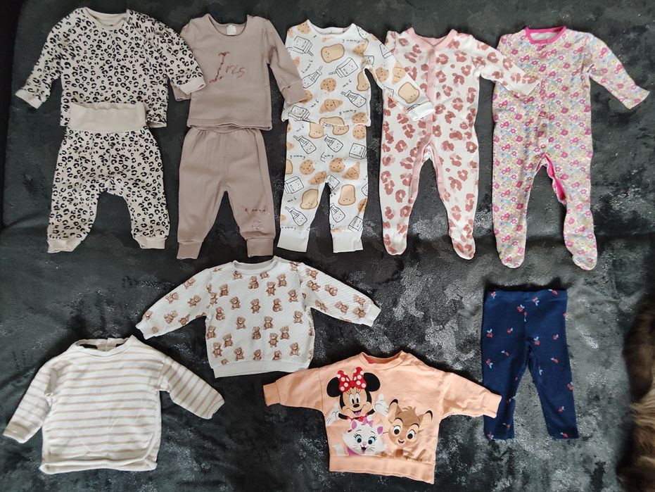 Одяг для дівчинки 6- 9 місяців.
Ціна за весь к