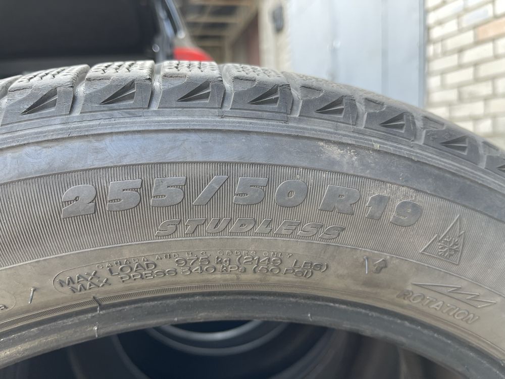 255/50 R19 Michelin Latitude X-ICE