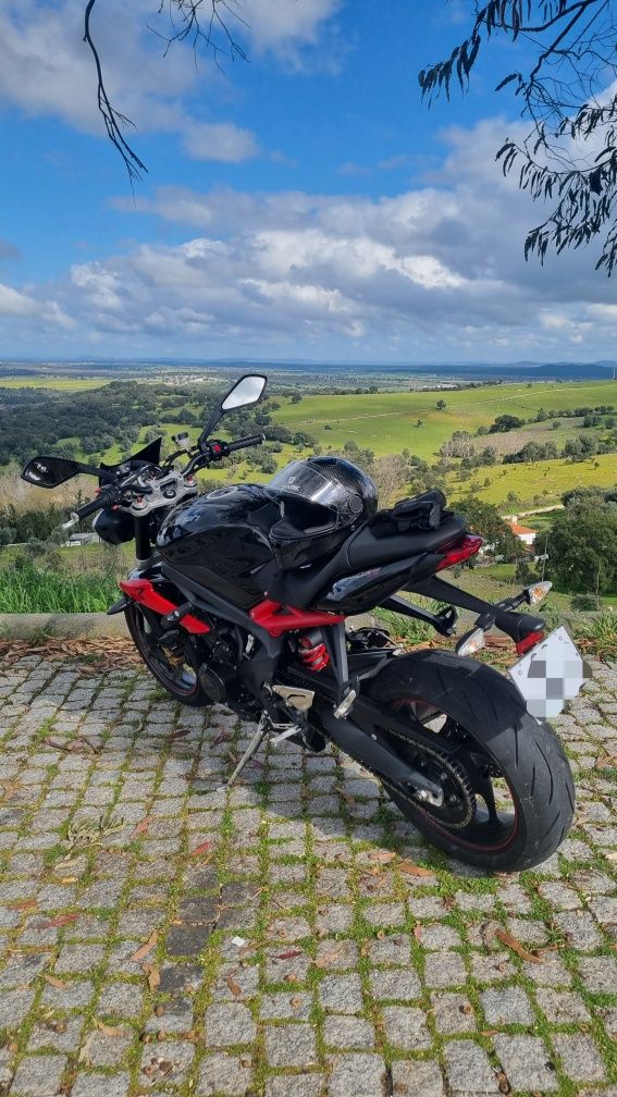 Triumph Street Triple R