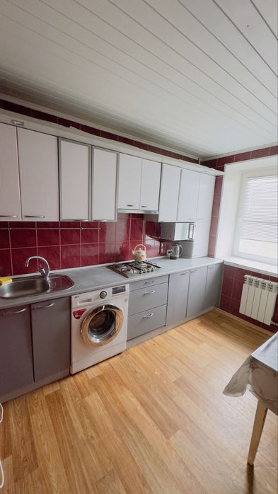 Двокімнатна квартира в оренду подобово в м. Суми на вул. Роменська