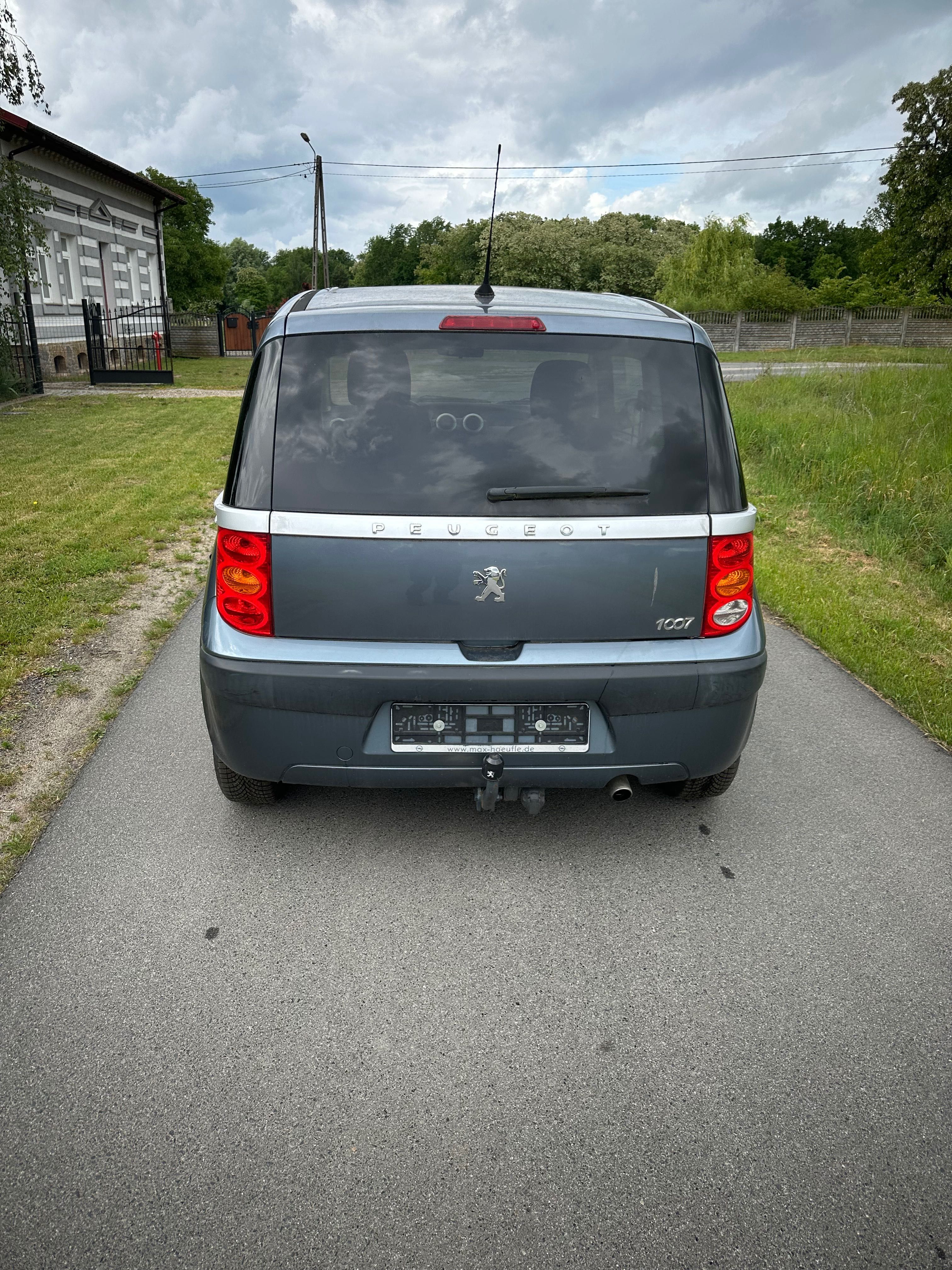 Peugeot 1007  1.4 benzyna
