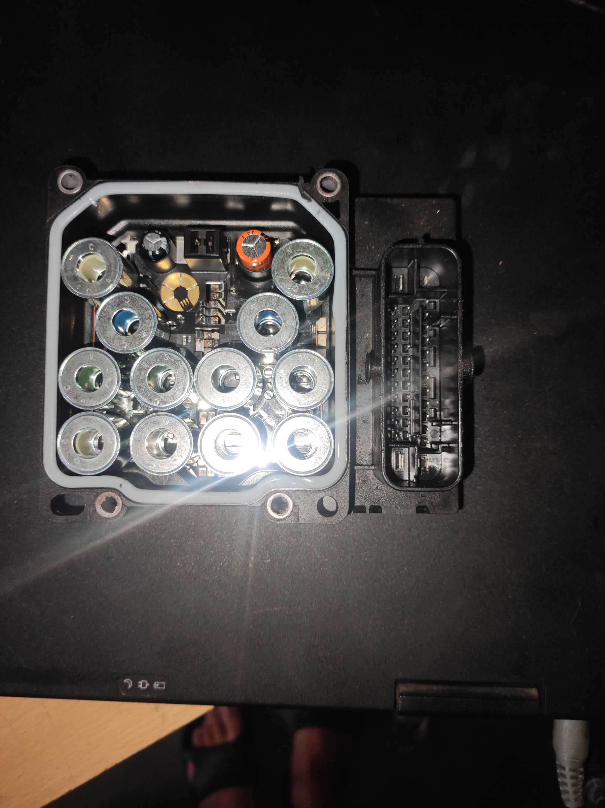 Pompa Sterownik moduł abs opel meriva b AB6 AB7 AD9 ABY