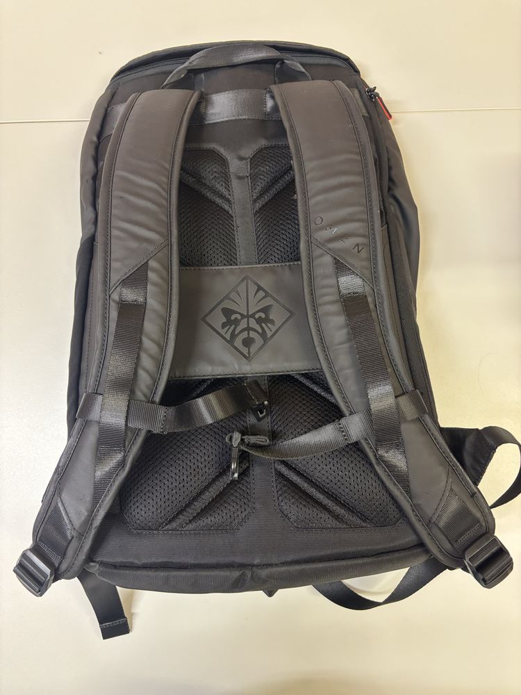 Mochila Omen HP 15.6" Transceptor Gaming Preta