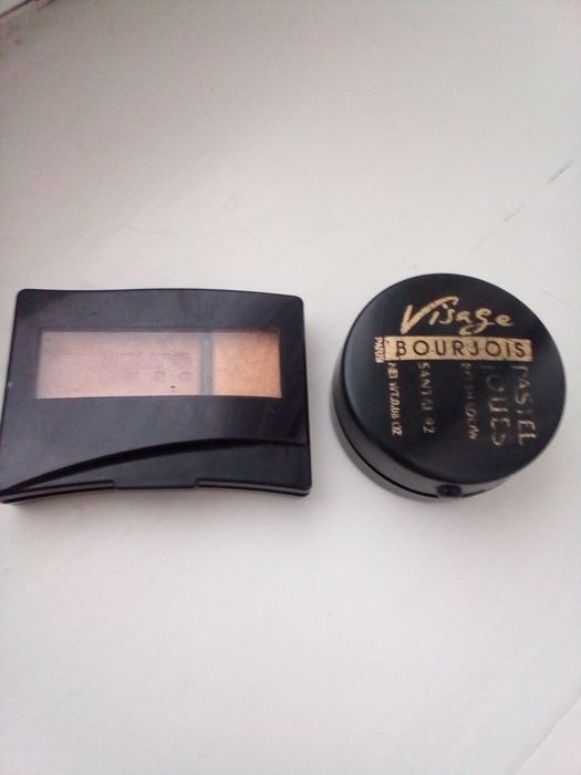 Продам тени.ошиблась с тоном