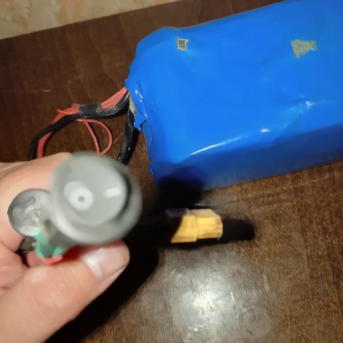 Электро 36V 10Amper батарея