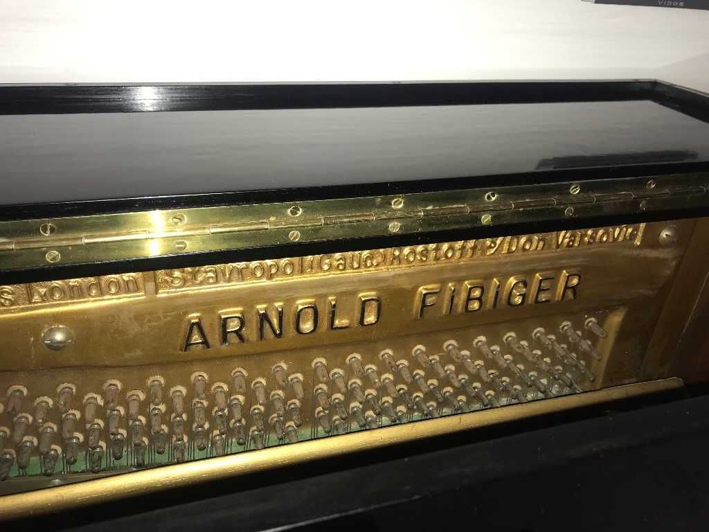 Zabytkowe Pianino "Arnold Fibiger" - lata 20 XX w.