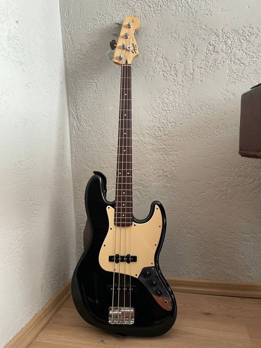 Squier jazz bass affinity