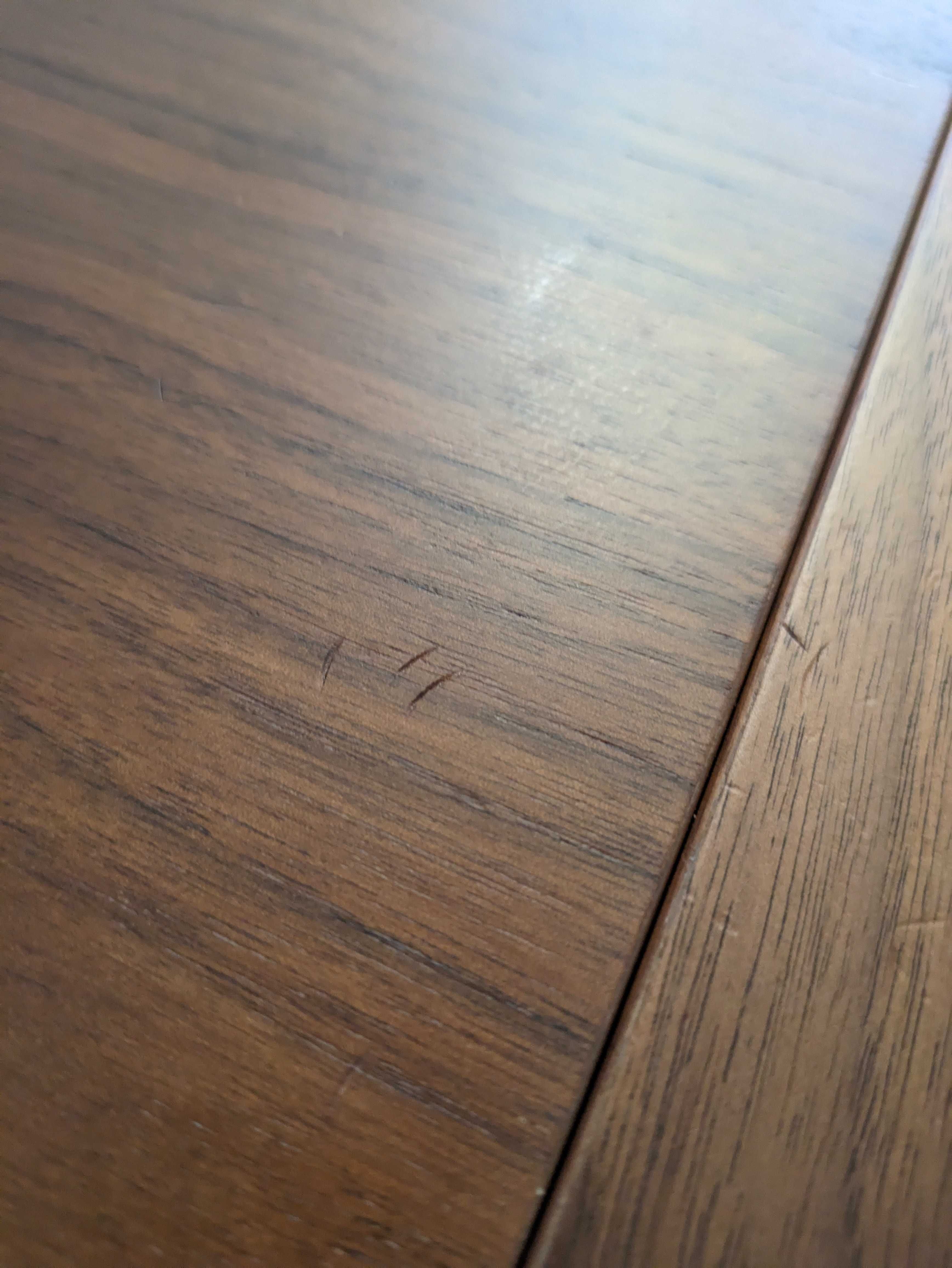 Mesa de jantar extensível nogueira