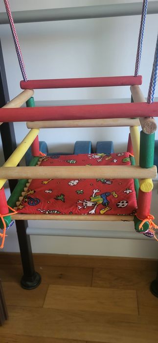 Huśtawka drewniana z poduszką na haki lub drążek domowa ogrodowa