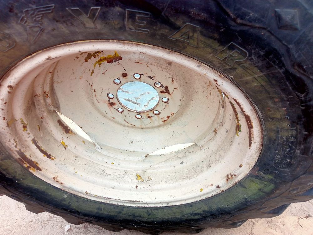 Koła opony Goodyear 18.4 R30 Bizon,Claas, Fahr