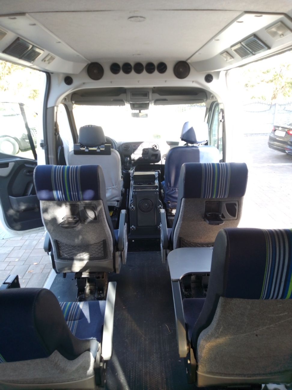 Renault Master 6-osobowy l2h2