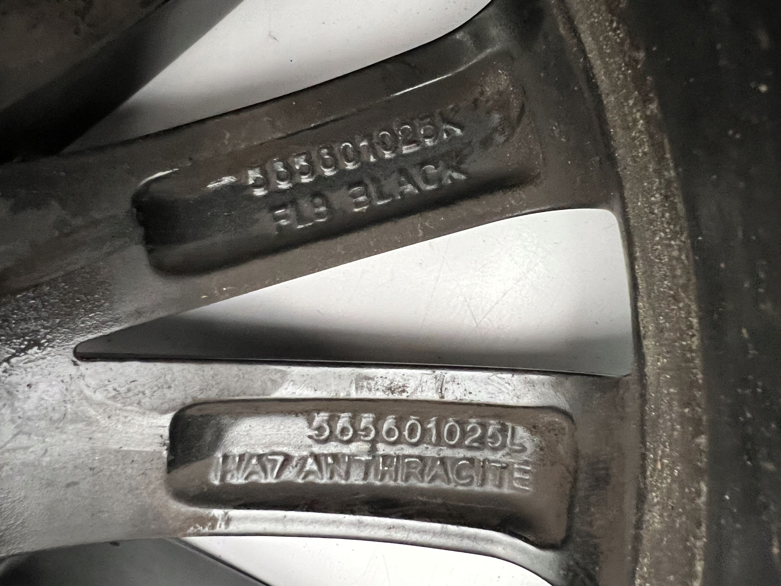 Skoda Kodiaq 565 Felga koło 7Jx18 ET43 5x112