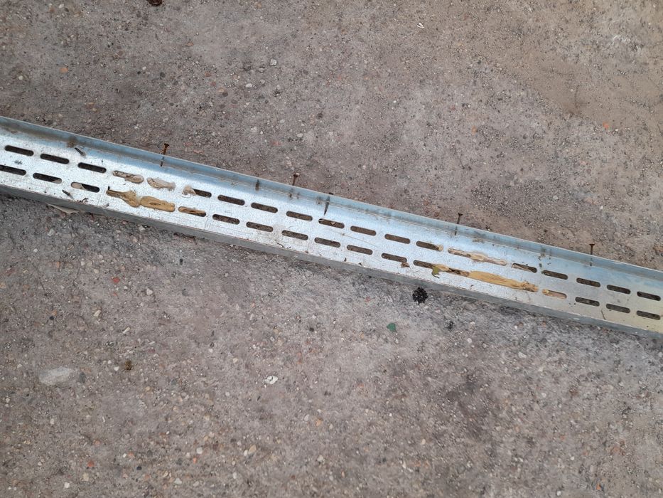 Profil ościeżnicowy 4 m szer 100mm