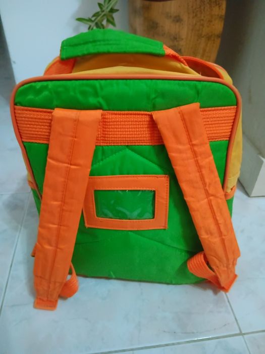 Mochila escolar crianças