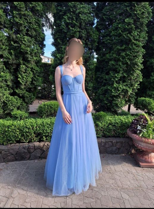 Продам випускну сукню