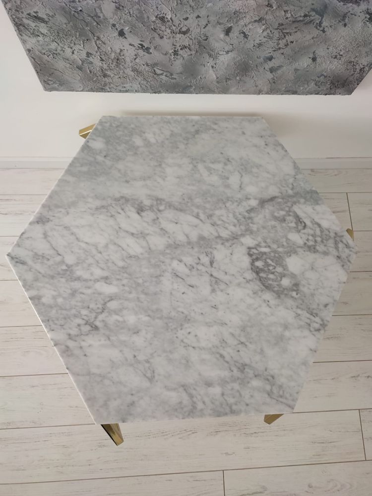 Stolik kawowy marmur Bianco Carrara - Gary Woodpacker