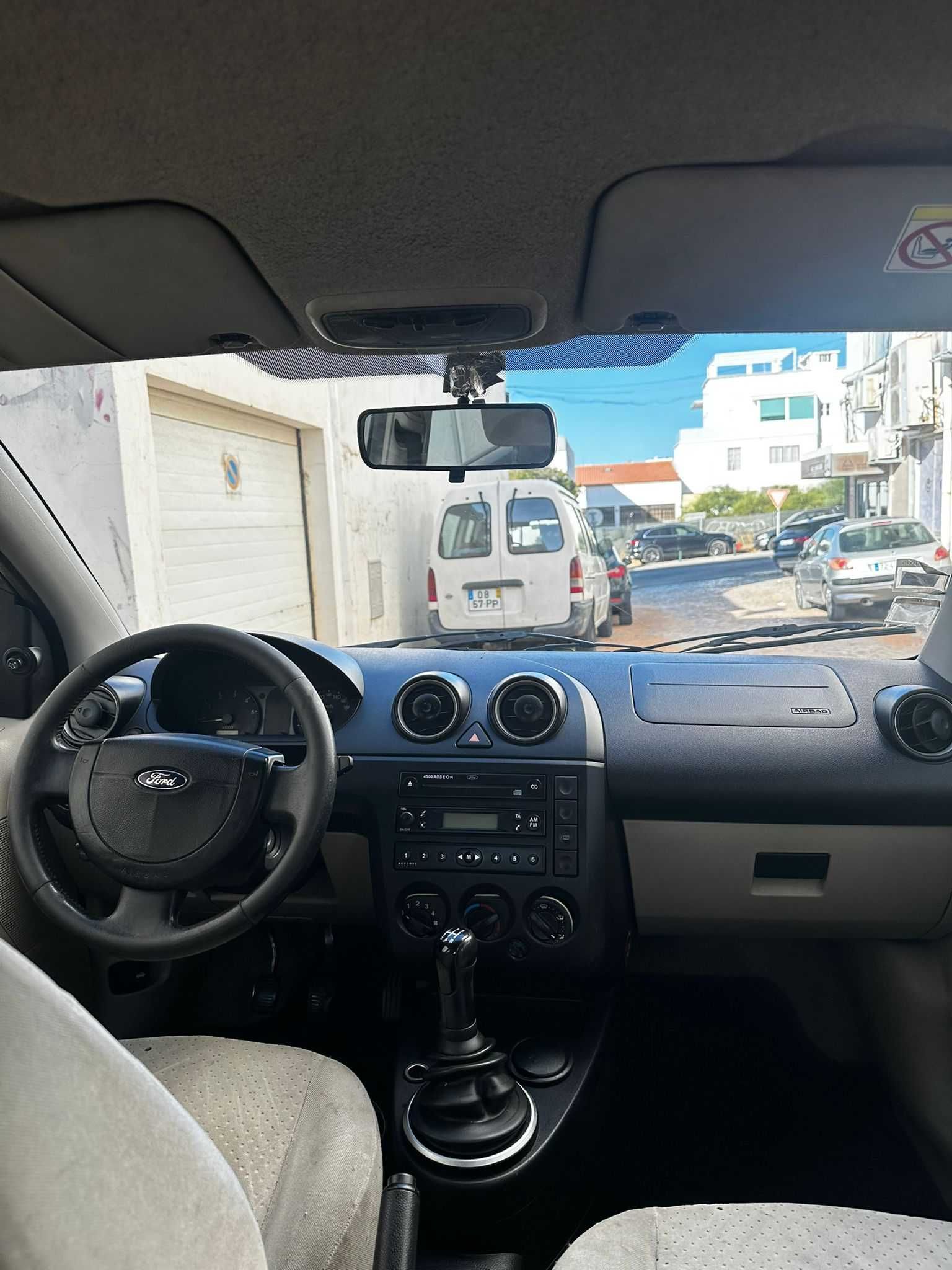 FORD FIESTA 2002 Gasóleo