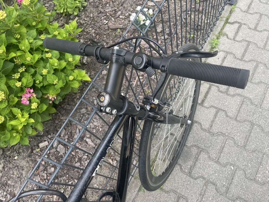 Rower gravel miejski, kolażowka cienkie opony