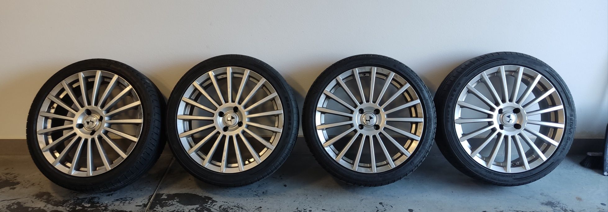 Felgi 19" opony koła Citroen DS Ford Peugeot 4x108 72mm lub 65.1.mm