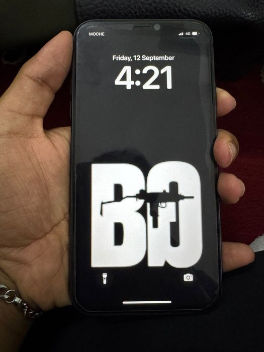 Iphone 11 Cor de Preto