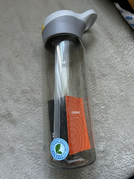 Bidon z rurką i uchwytem 750ml