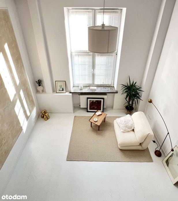 Klimatyczne mieszkanie z antresolą w kamienicy przy Dworcu Centralnym