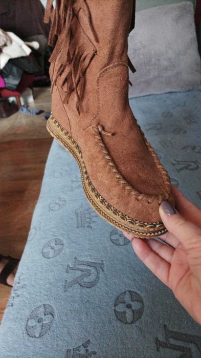 Kozaki damskie w stylu boho, czarne .