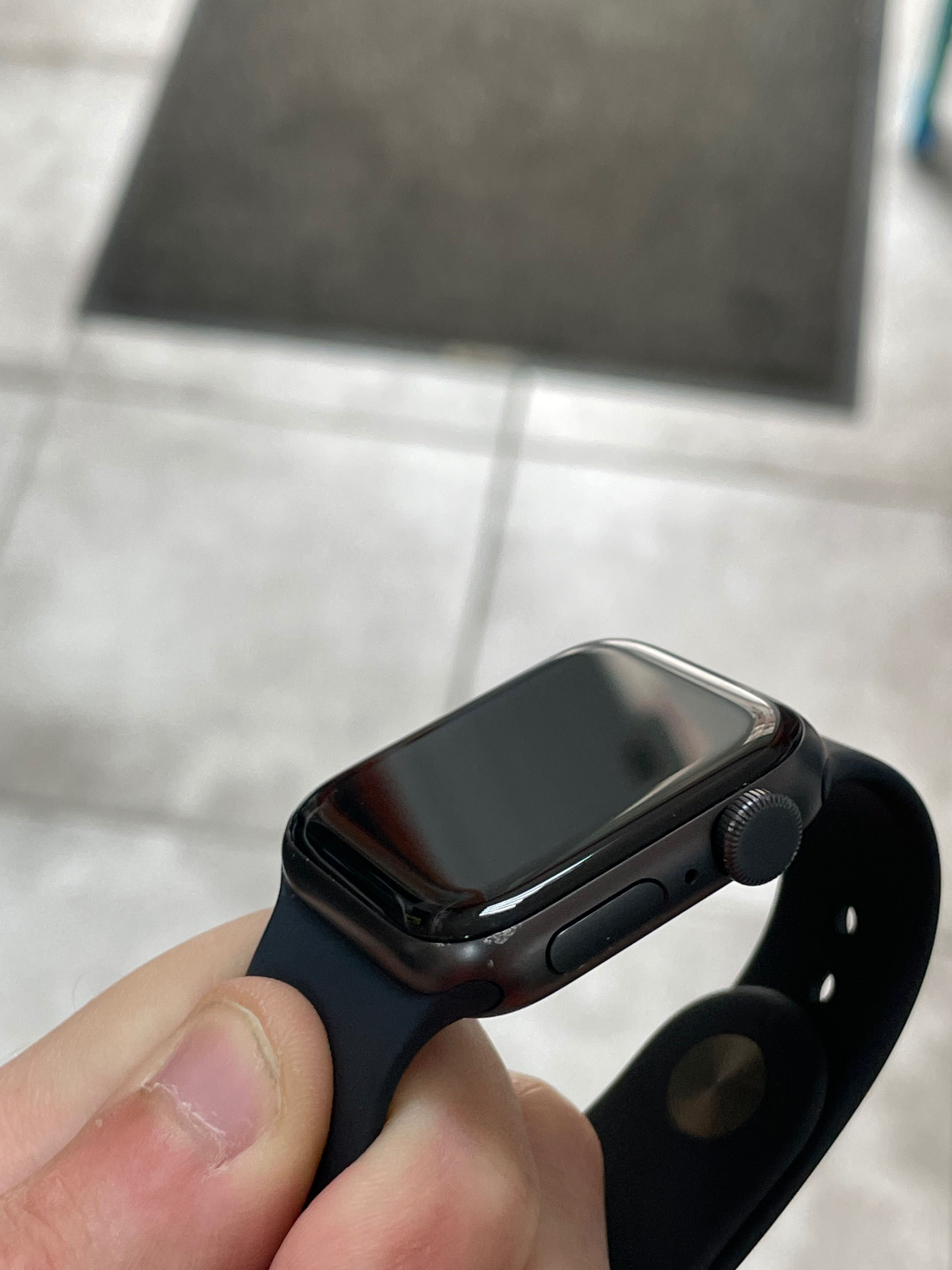 Смарт Годинник Apple Watch SE 2020