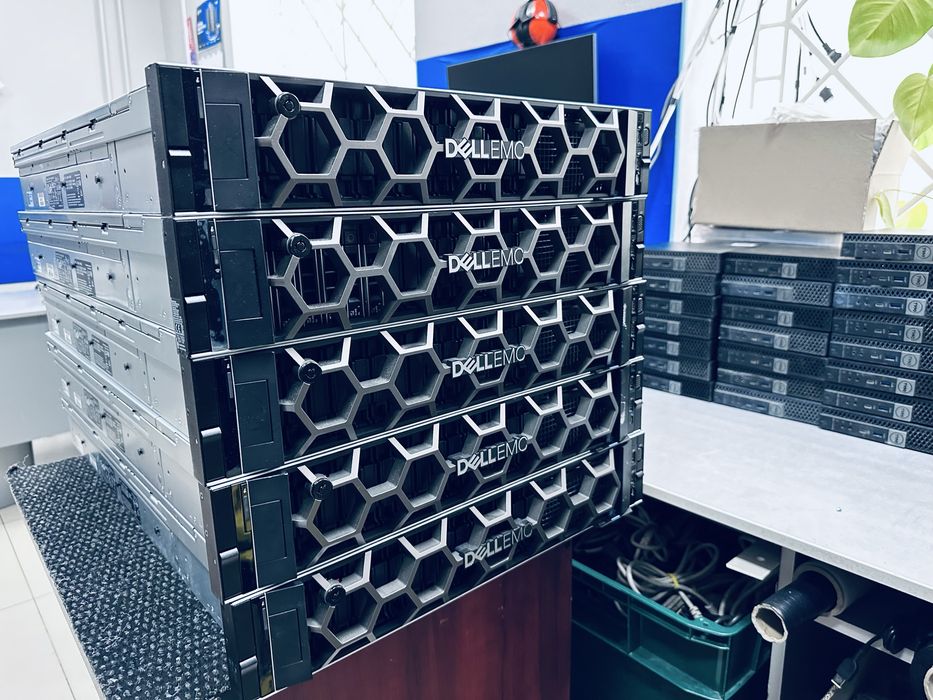 Сервер DELL POWEREDGE R740 16SFF 2x Xeon Gold 6234