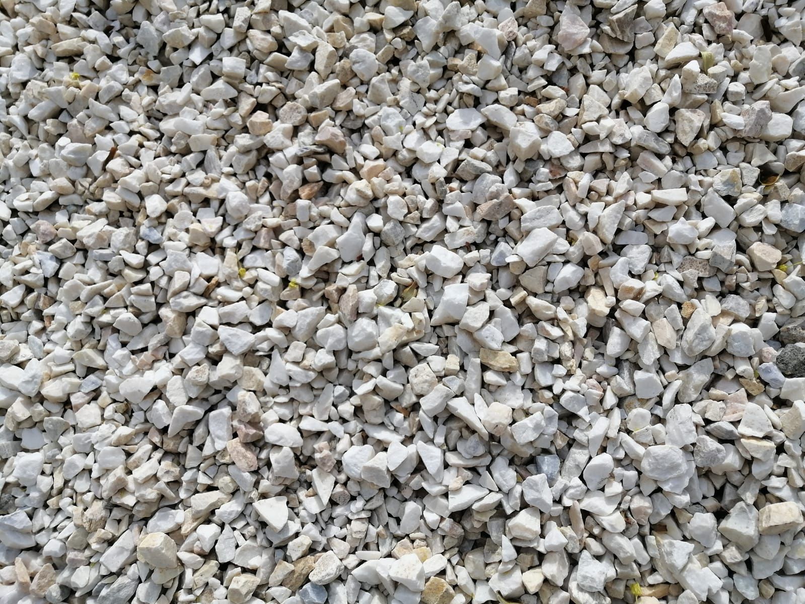 Grys biały kamień naturalny do ogrodu Biała Marianna  z dostawą +głaz