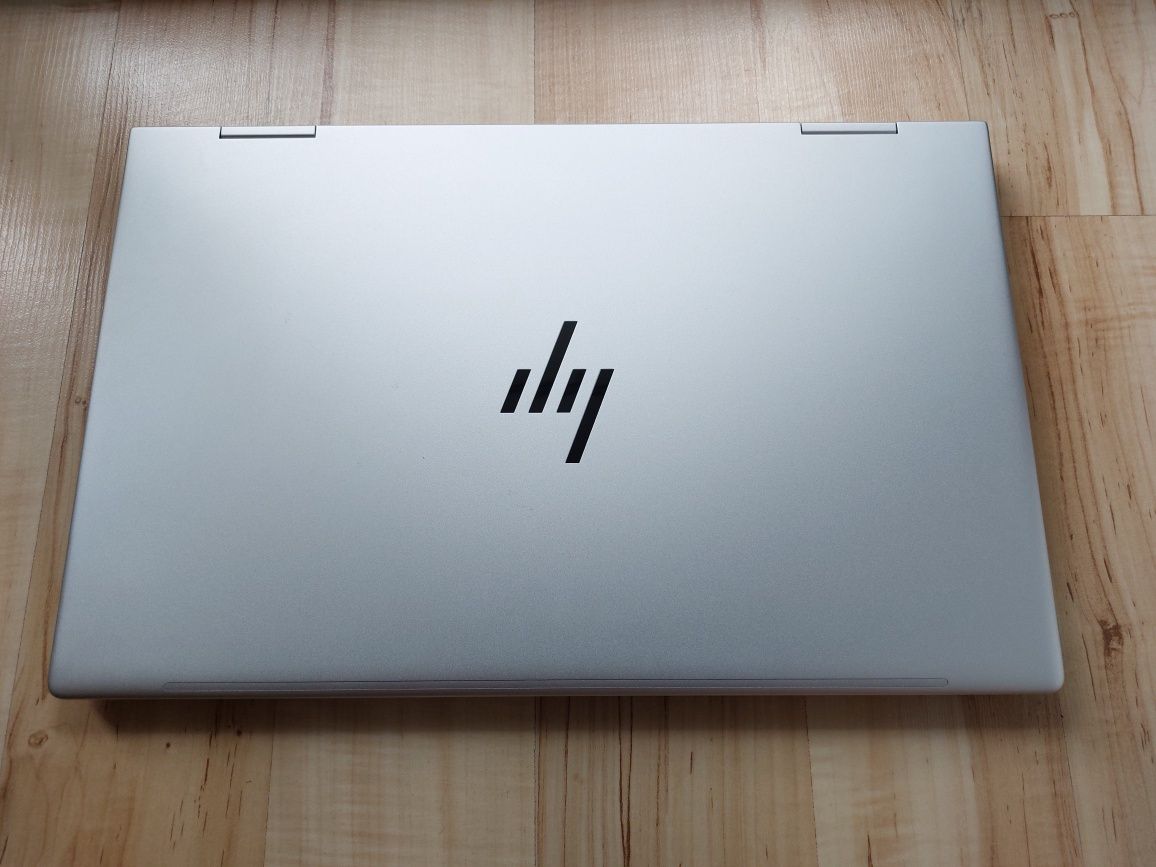 HP Envy x360 2-in-1  i5-1335U/16GB/512SSD/Win 11/