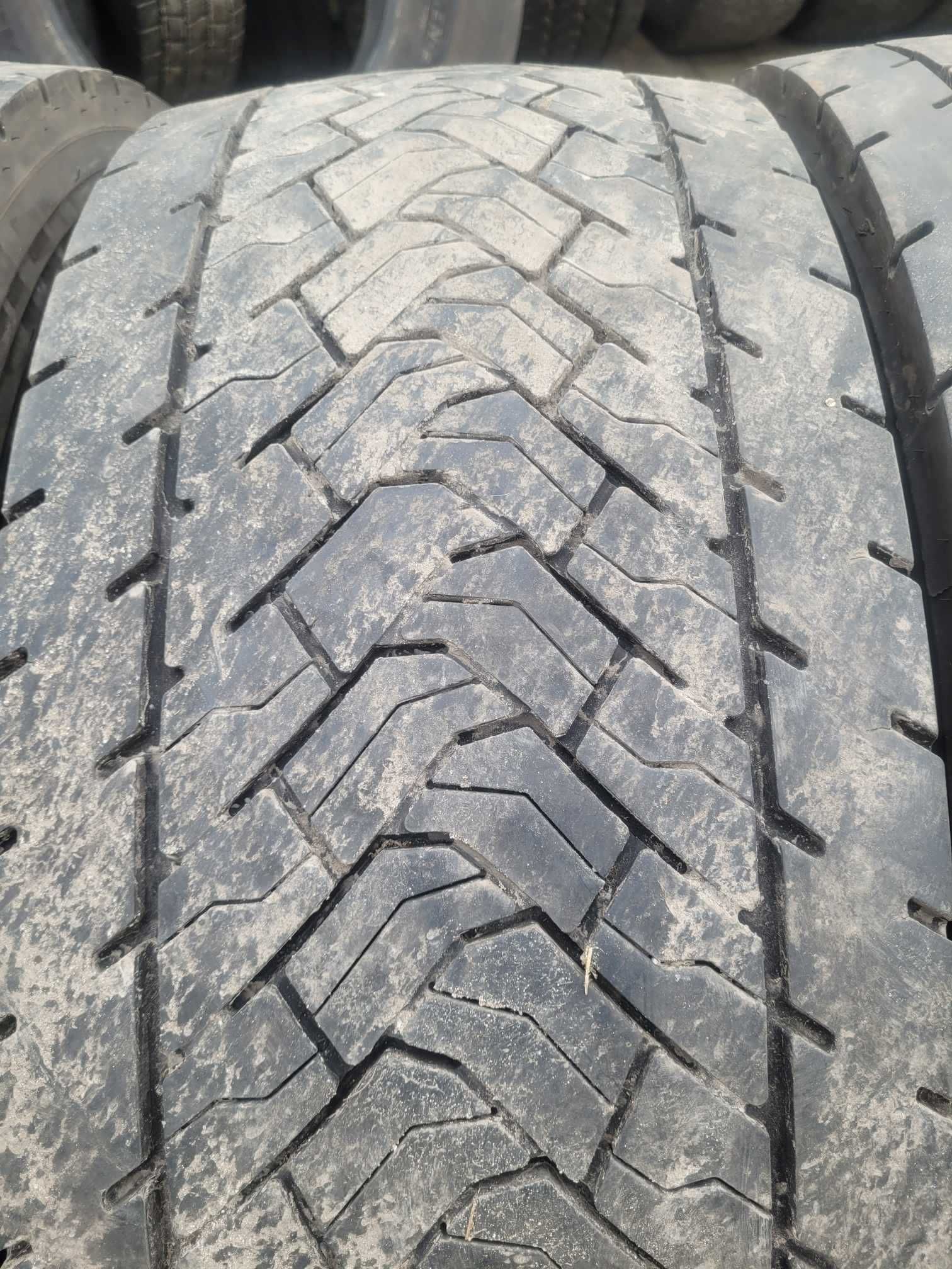 Opony ciężarowe 315/60 r 22,5 GOOD YEAR KMAX D 4 szt.