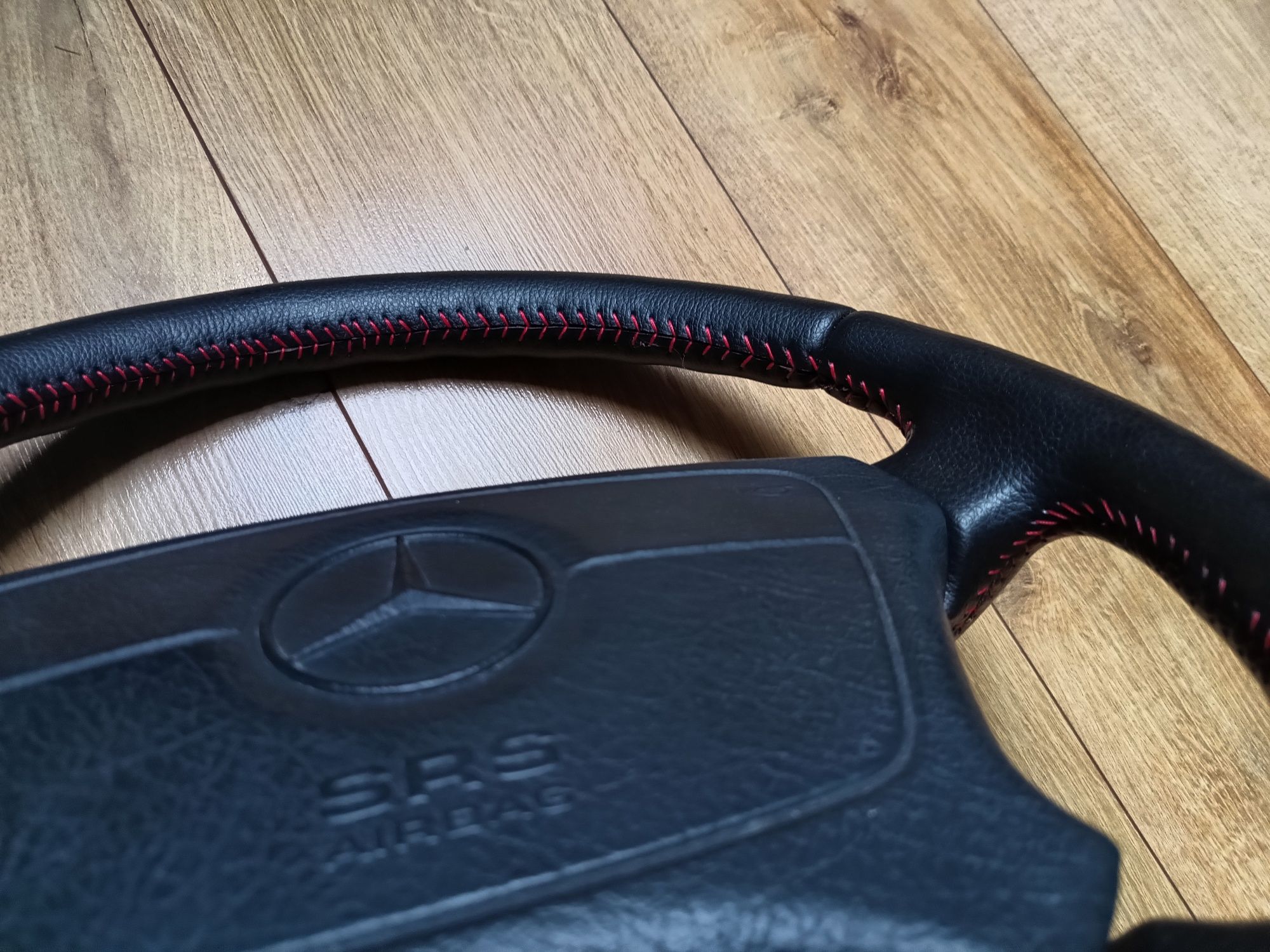 Sprzedam kierownicę plus airbag Mercedes