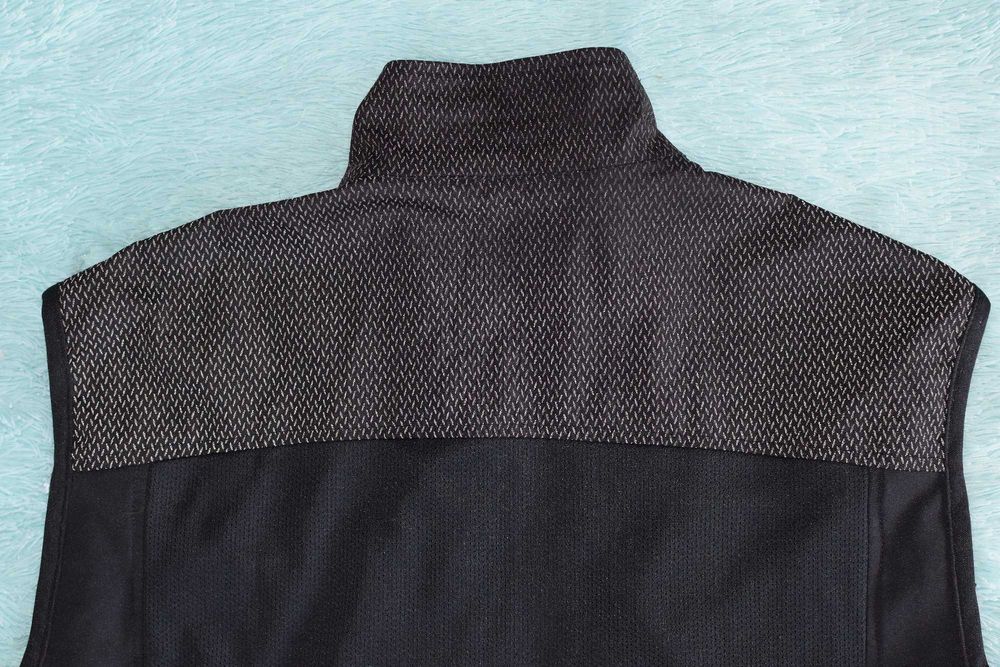 Czarny bezrękawnik TCM roz.L