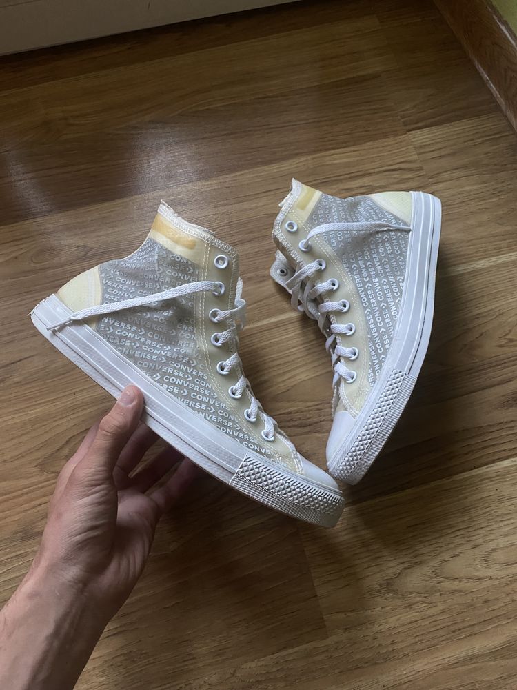 Чоловічі кросівки від CONVERSE