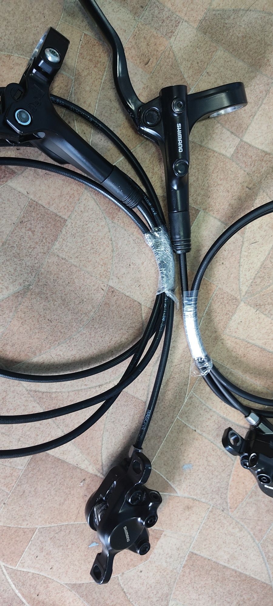 Тормоза Shimano BR+BL-MT200 гидравлические дисковые велосипедные