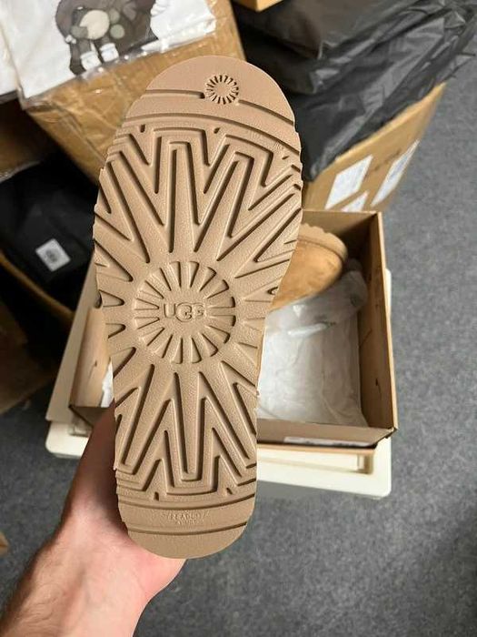 Buty damskie UGG_Classic_Ultra_Mini_Chestnut. R.36