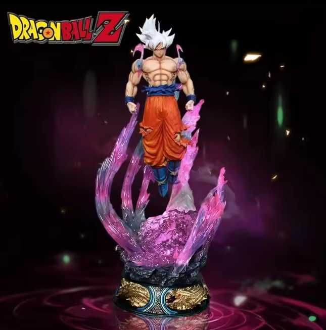 Figura detalhada Dragon Ball Goku, com Led.