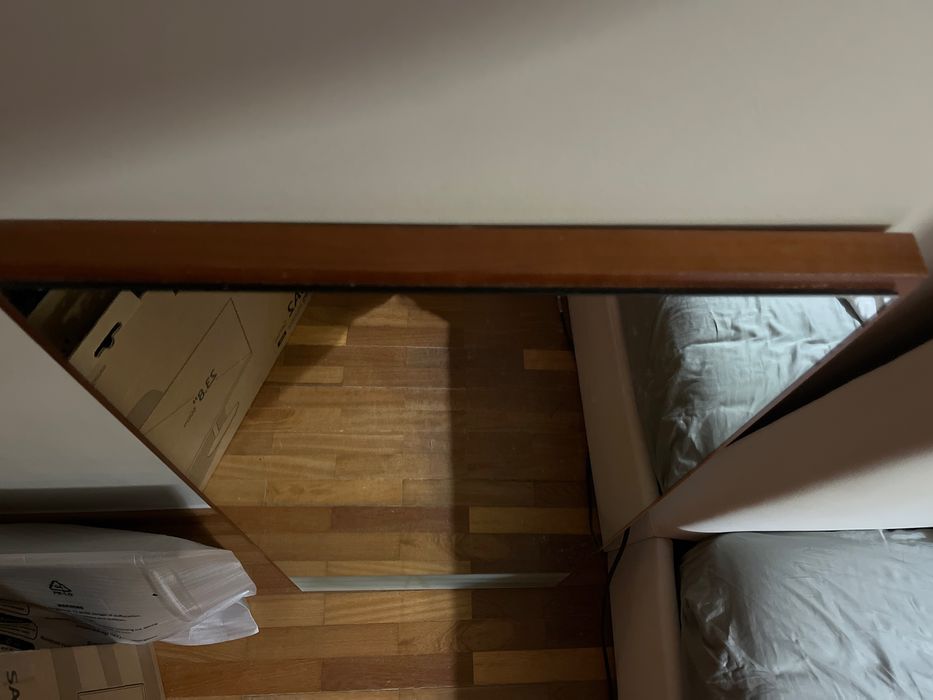 Espelho de cristal com madeira maciça